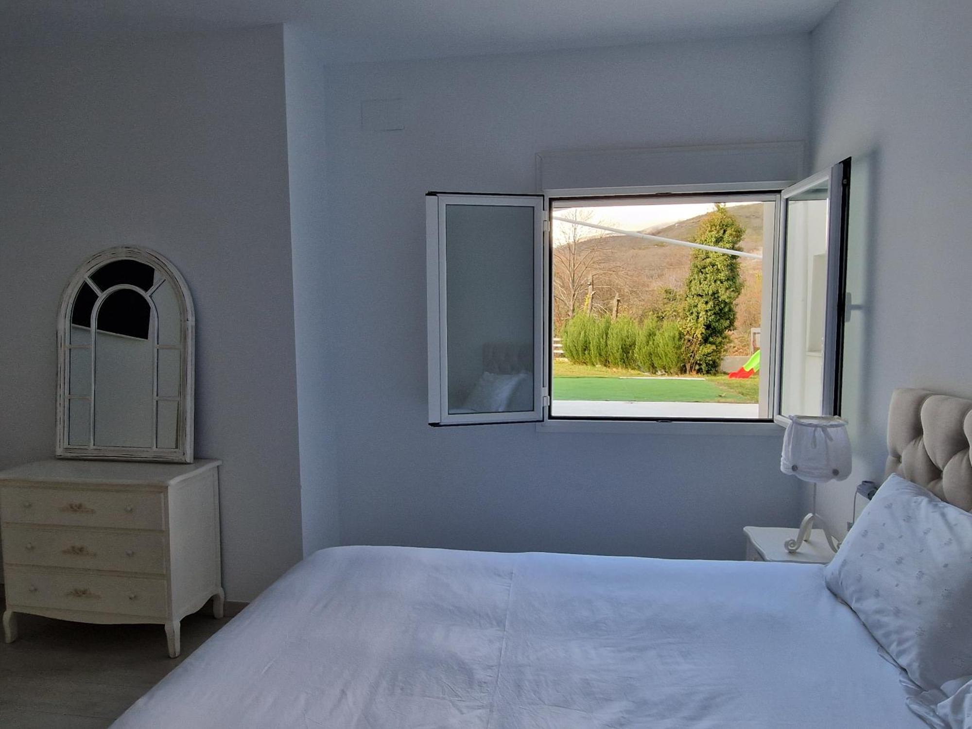 Villa De Lujo En Jarandilla Харандилья-де-ла-Вера Экстерьер фото